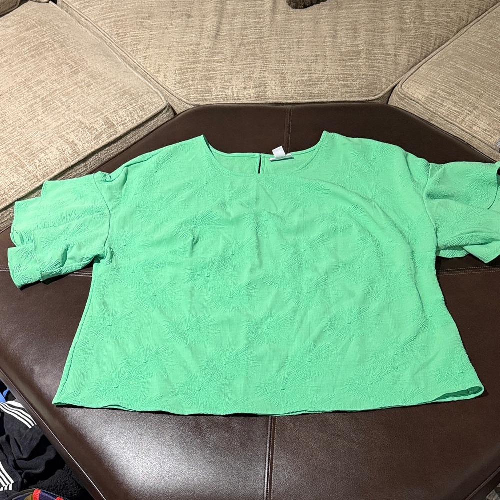 Liz Claiborne Green Blouse